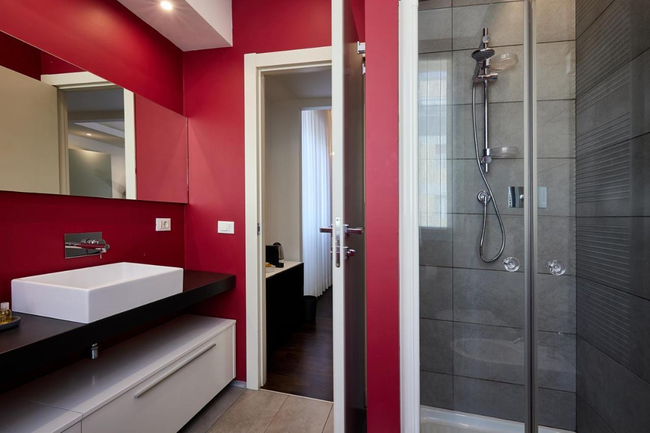 Suite In Town Bologna Buitenkant foto